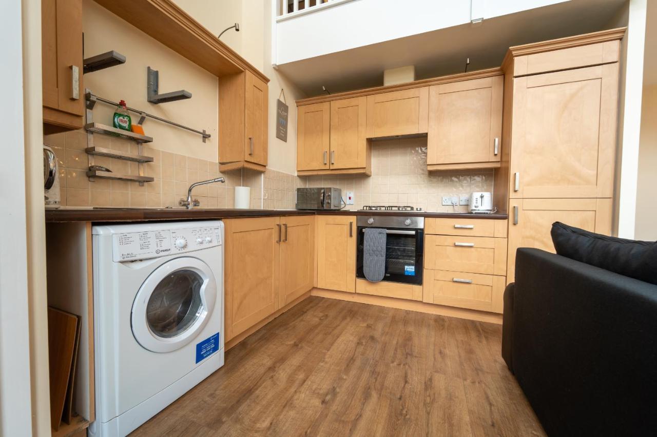 Luxury 2 Bed Apartment - Near Heathrow, Legoland, Windsor Slough Luaran gambar