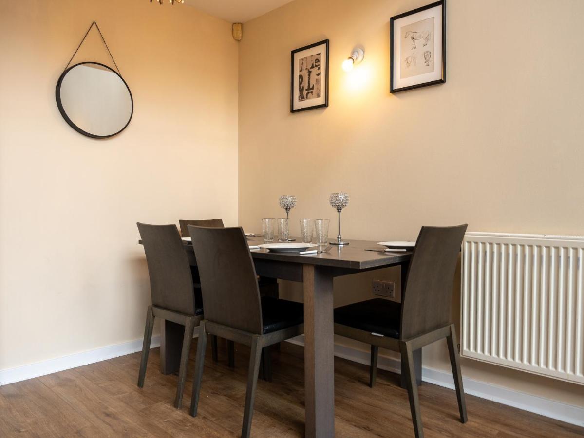 Luxury 2 Bed Apartment - Near Heathrow, Legoland, Windsor Slough Luaran gambar