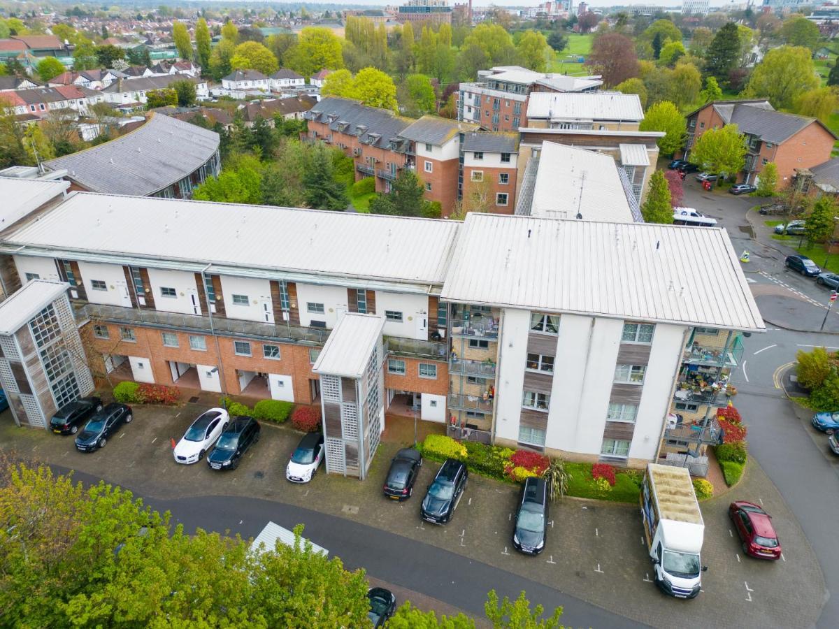 Luxury 2 Bed Apartment - Near Heathrow, Legoland, Windsor Slough Luaran gambar