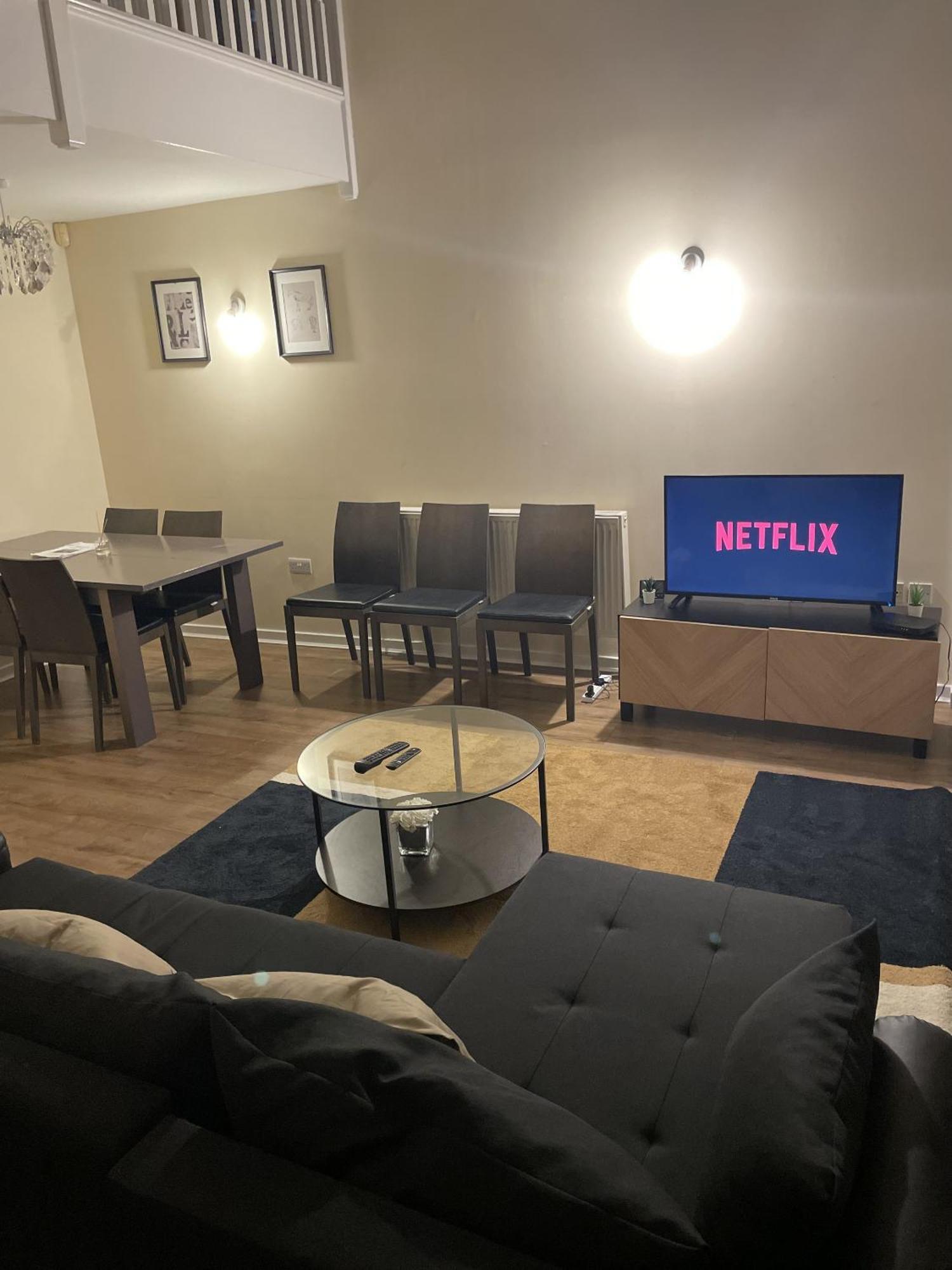 Luxury 2 Bed Apartment - Near Heathrow, Legoland, Windsor Slough Luaran gambar